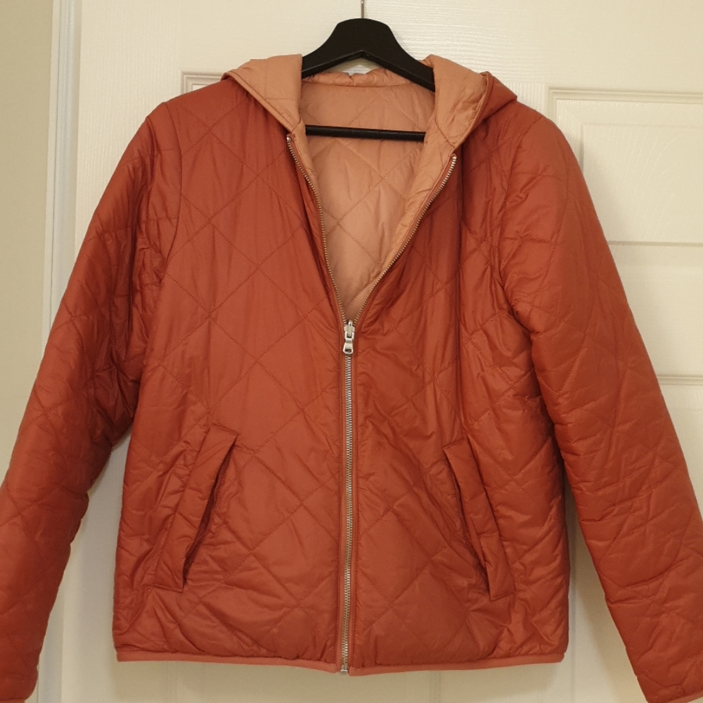 Quilted Reversible hooded Express Puffer Jacket